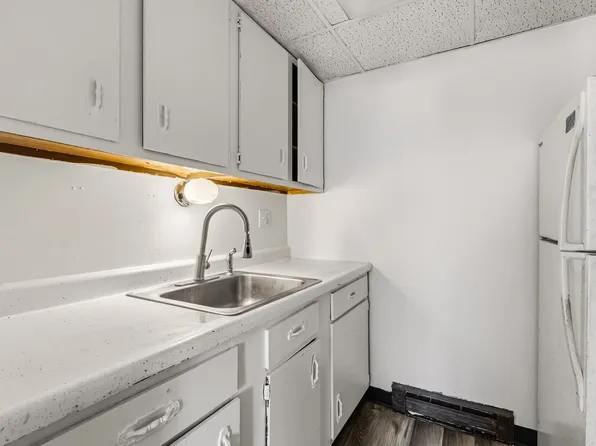 161 Hall Avenue, 161 Hall Ave APT 5, Washington, PA 15301