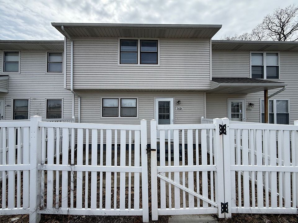 1st image of 1482-1488 Longfellow Ave #1484