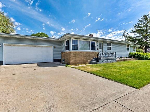 2nd image of 9053 Hess Dr