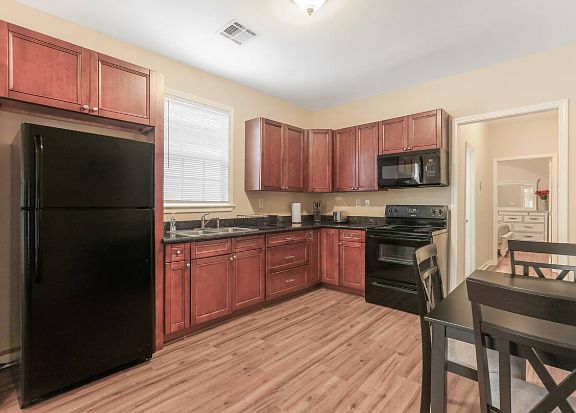3rd image of 2686 Jonquil St