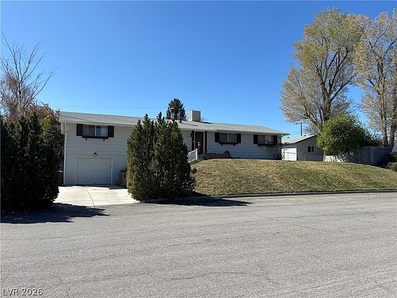 3rd image of 780 Avenue K