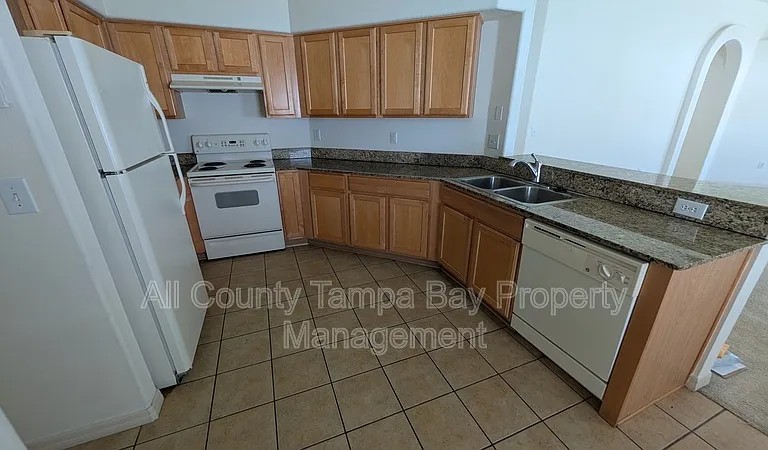 25820 Crippen Dr — Photo 9