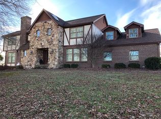 301 Sandy Ln, Richlands, VA 24641