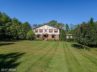9401 Persimmon Tree Rd, Potomac, MD 20854
