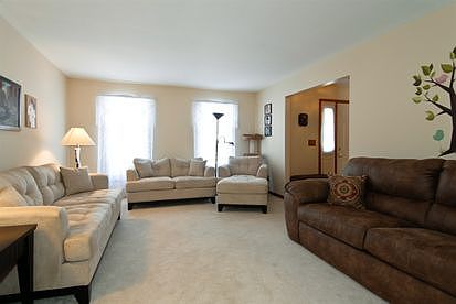 2nd image of 3180 Village Green Dr