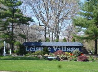380 Woodbridge Dr UNIT B, Ridge, NY 11961