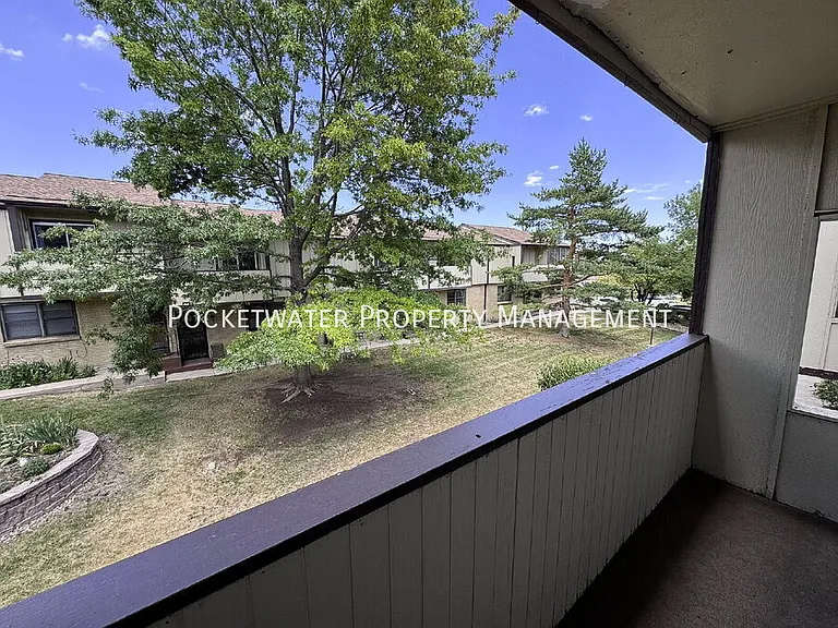 1827 Quail St #5 — Photo 17