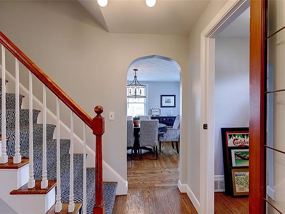 4th image of 68 Parkway Ave