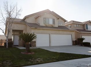 14847 Fox Ridge Dr, Fontana, CA 92336