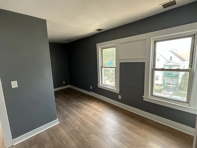37-39 Wilmont St #3 — Photo 8