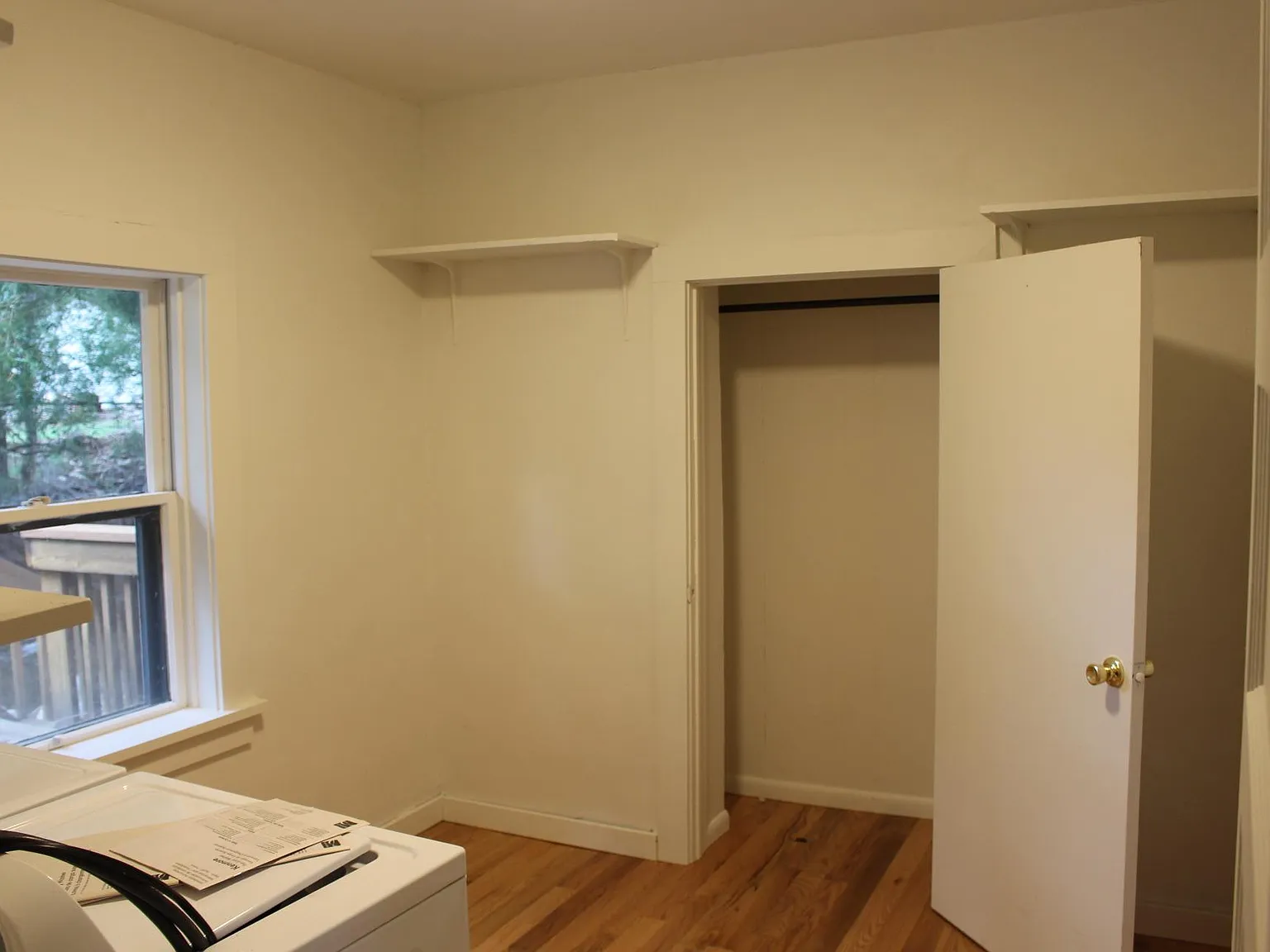 2 bed, 2162 sqft, $2,100 — Photo 3