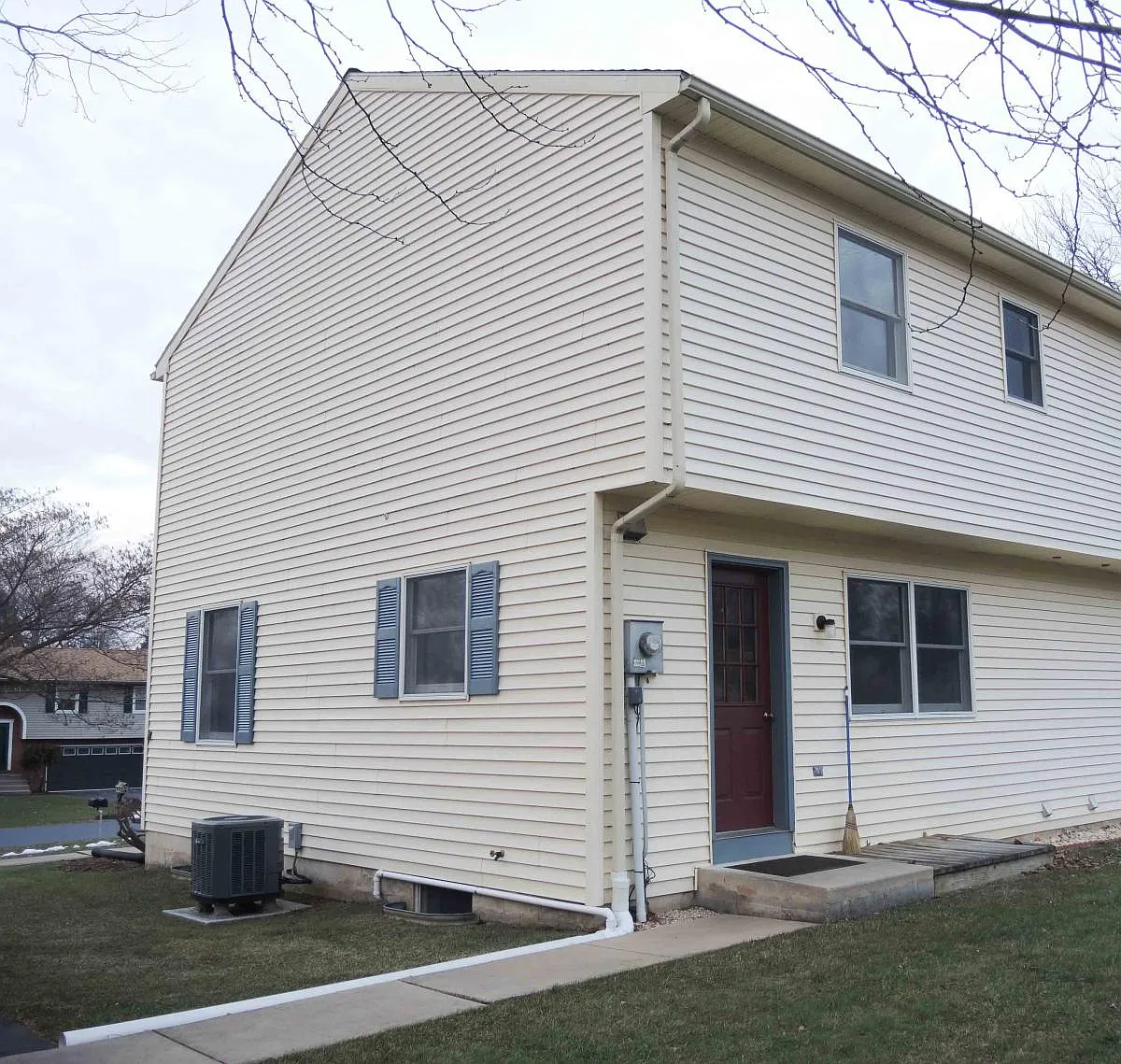 2 bed, 1.5 bath, 1134 sqft, $1,695 — Photo 2