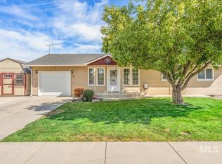303 Walnut St, New Plymouth, ID 83655