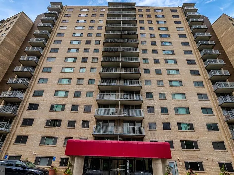 2500 N Van Dorn St #1517 — Photo 7