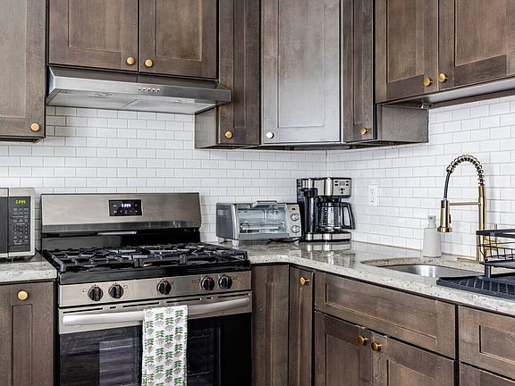 4th image of 785 Ridge St #G