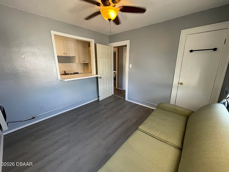 411 N Oleander Ave #5 — Photo 10