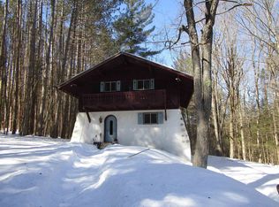 27 Cranberry Hill Rd, Bondville, VT 05340