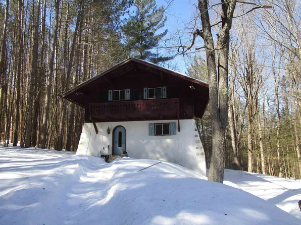 27 Cranberry Hill Road, Winhall, VT 05340