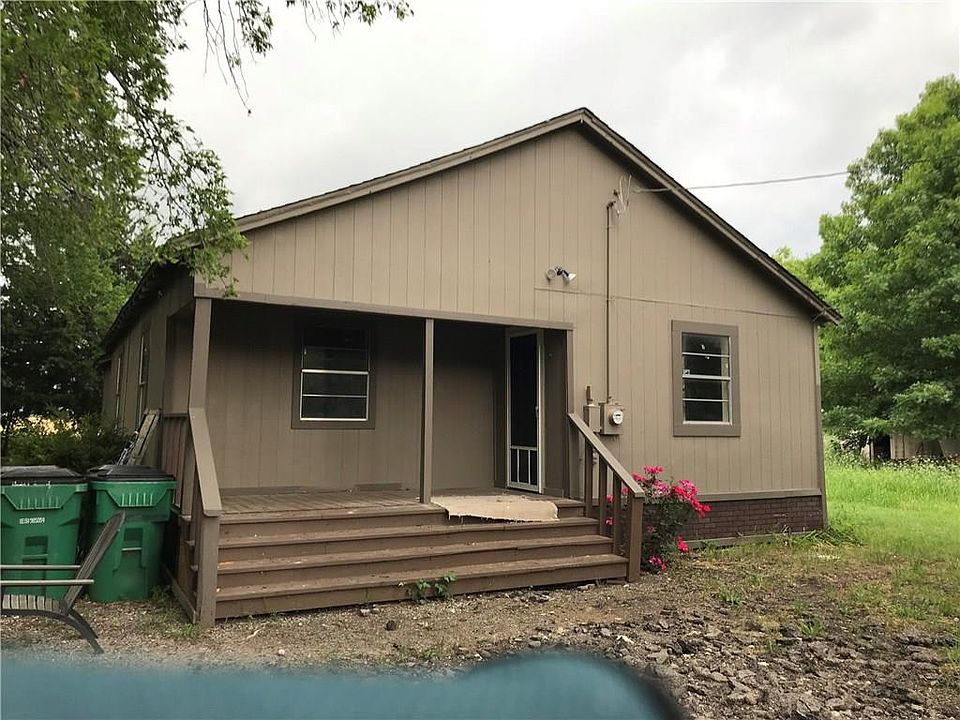1st image of 2521 McKinney St