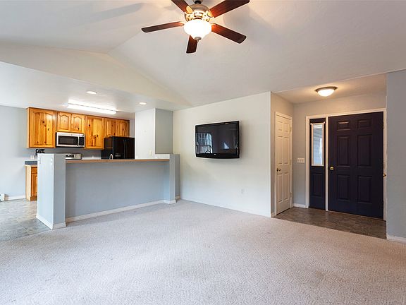 4th image of 244 Terrace Ct