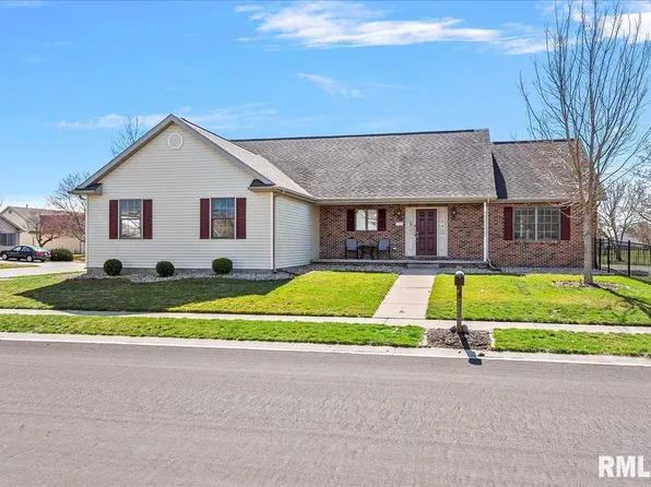 3700 Bergamot Dr, Springfield, IL 62712