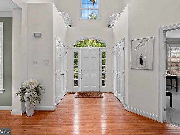 5th image of 1555 Cartpath Ct