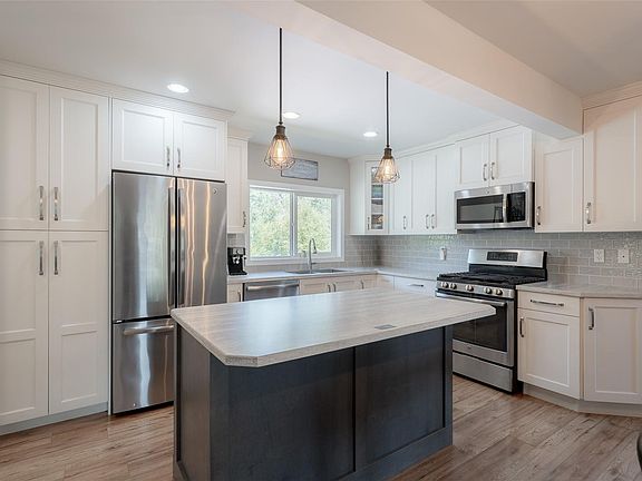 3rd image of 6125 Georgia Rd