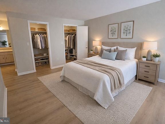 5th image of 13137 Dairymaid Dr APT 124