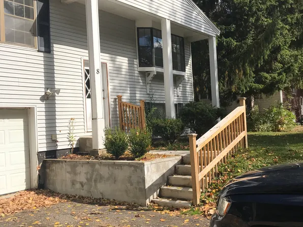 8 Cardinal Dr, Ithaca, NY 14850