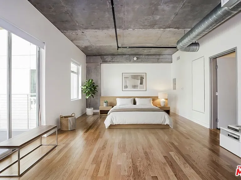 645 W 9th St #343 — Photo 12