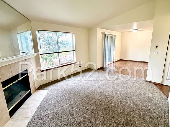 4th image of 17702 85th Avenue Ct E APT C
