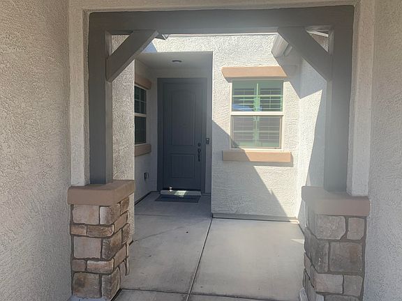 5th image of 17156 W Laurie Ln