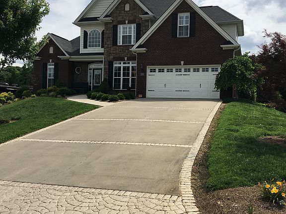 2nd image of 1131 Broughton Ct