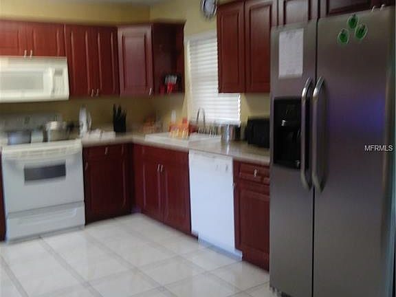 4th image of 10912 N 19th St