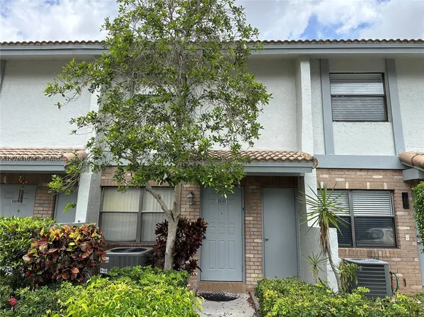 9849 S Riverside Dr #8-26, Pompano Beach, FL 33071