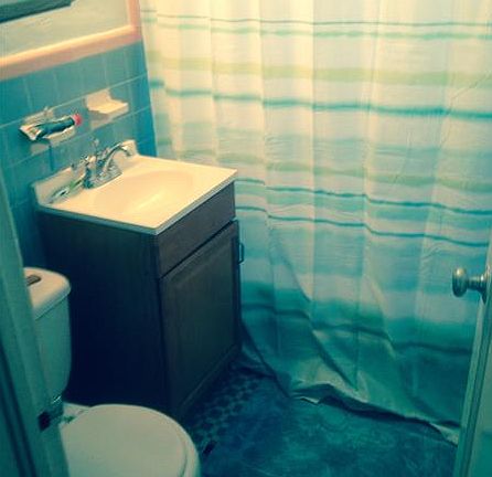 4th image of 7733 Dickens Ave