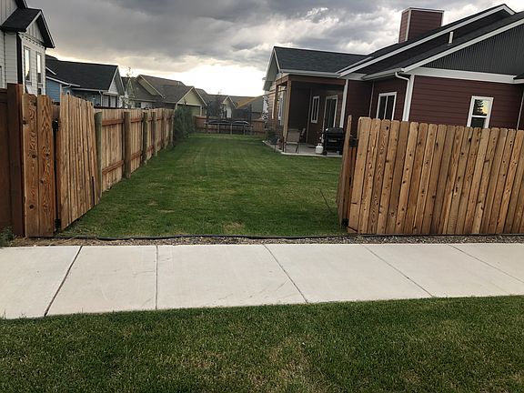 12' gate off of Talon Way