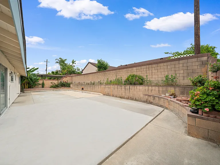 3332 La Puente Rd — Photo 32