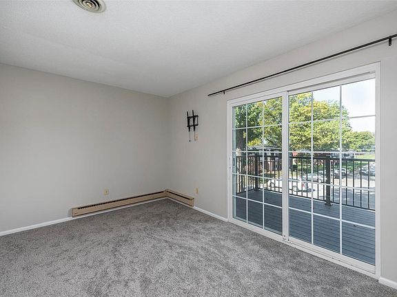 5th image of 1726 Herault Pl APT H