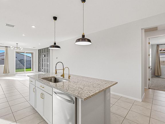 5th image of 35305 W VERA CRUZ Drive
