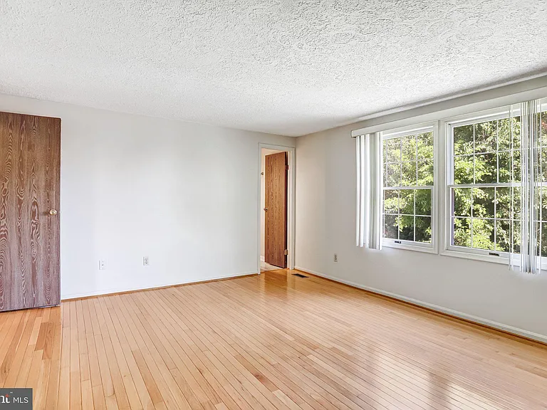 1803 E Beech Rd — Photo 16