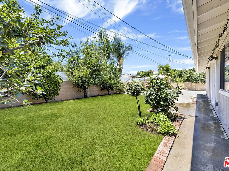 10109 Gloria Ave — Photo 25