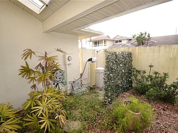 4th image of 121 Colony South Dr