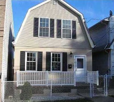 2nd image of 872 Amboy Ave