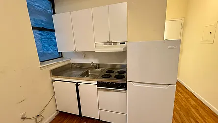 Rented by HOLTON REAL ESTATE INC.