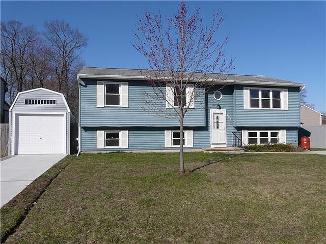1st image of 207 Stature Dr