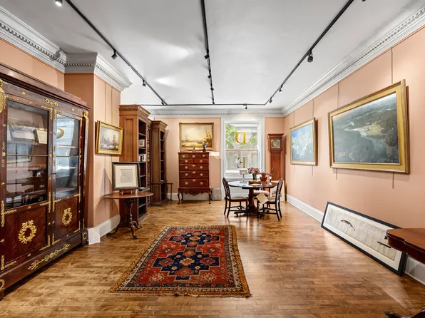 29 East 72nd Street image 5 of 11