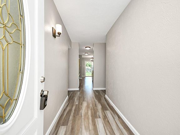 4th image of 6834 Kearney Dr
