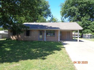 48 Fountain Dr, Columbus, MS 39702