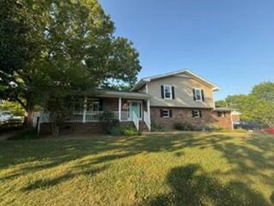1737 Lakewood Cir, Hixson, TN, 37343
